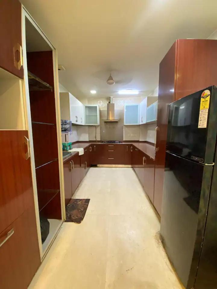 4bhk Luxury Service Near Saket *