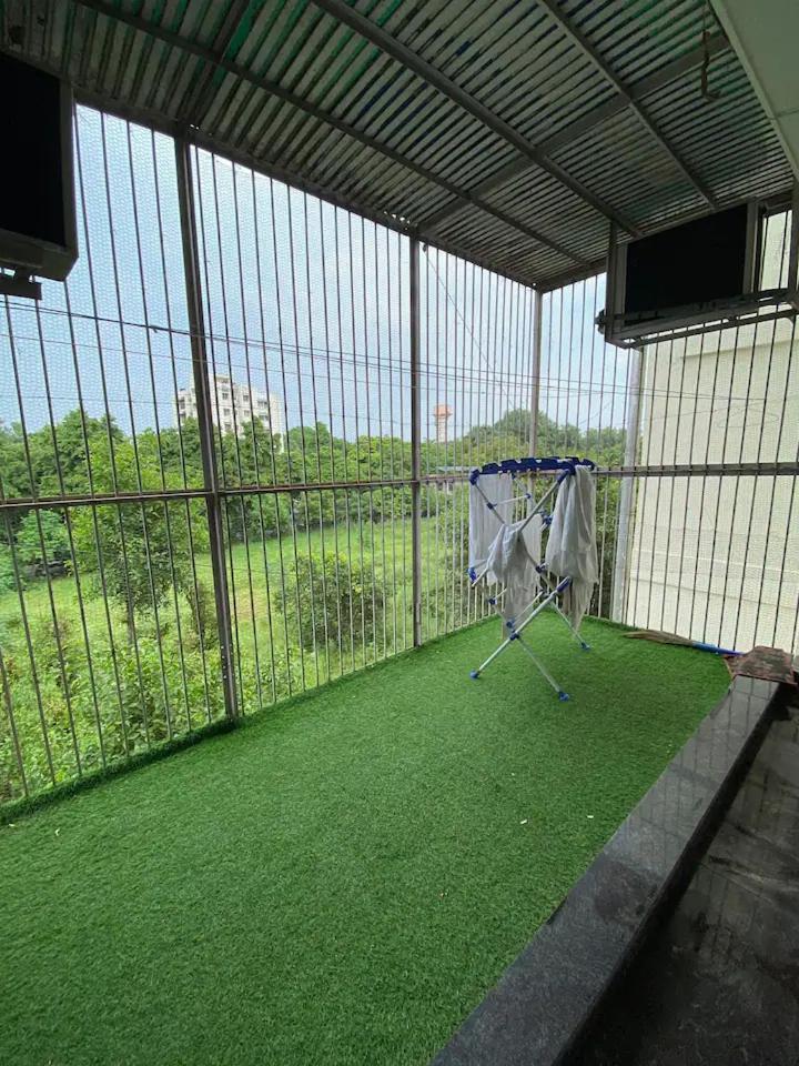 Apartment 4bhk Luxury Service Near Saket New Delhi